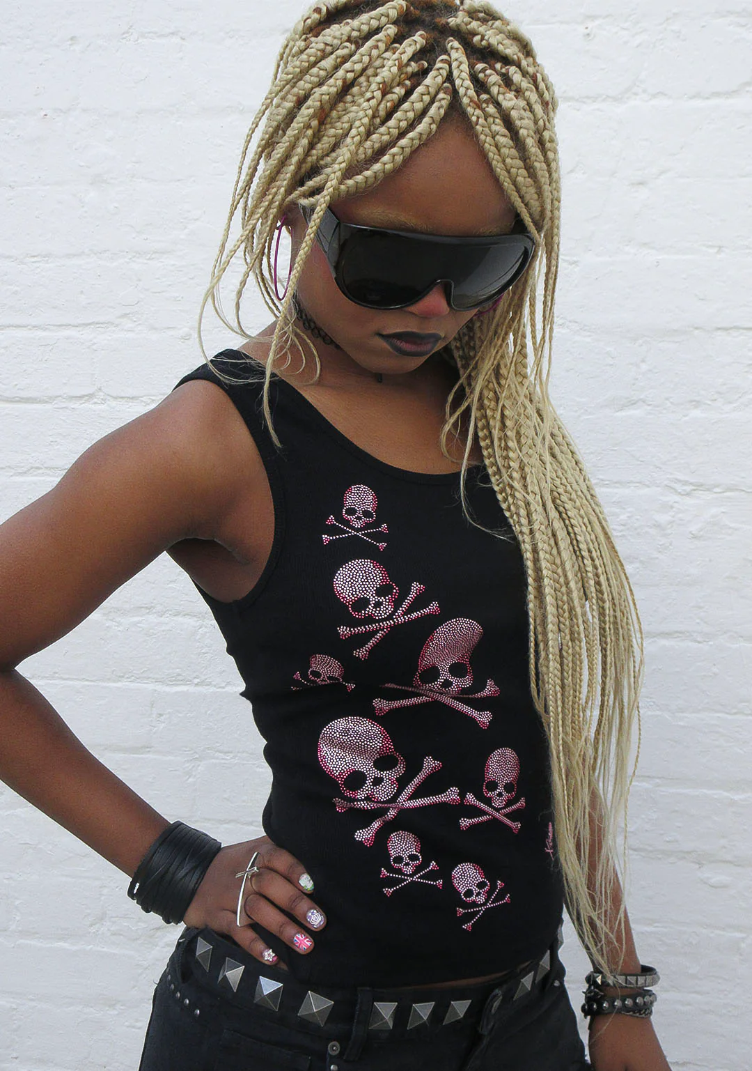CRYPTIC RHINESTONE TANK TOP BLACK - Image 2