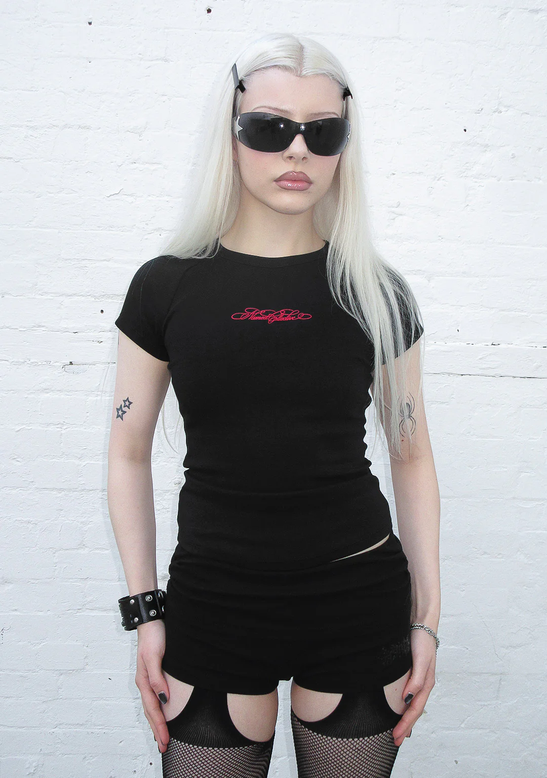 REBEL LACE UP BABY TEE BLACK AND RED - Image 2
