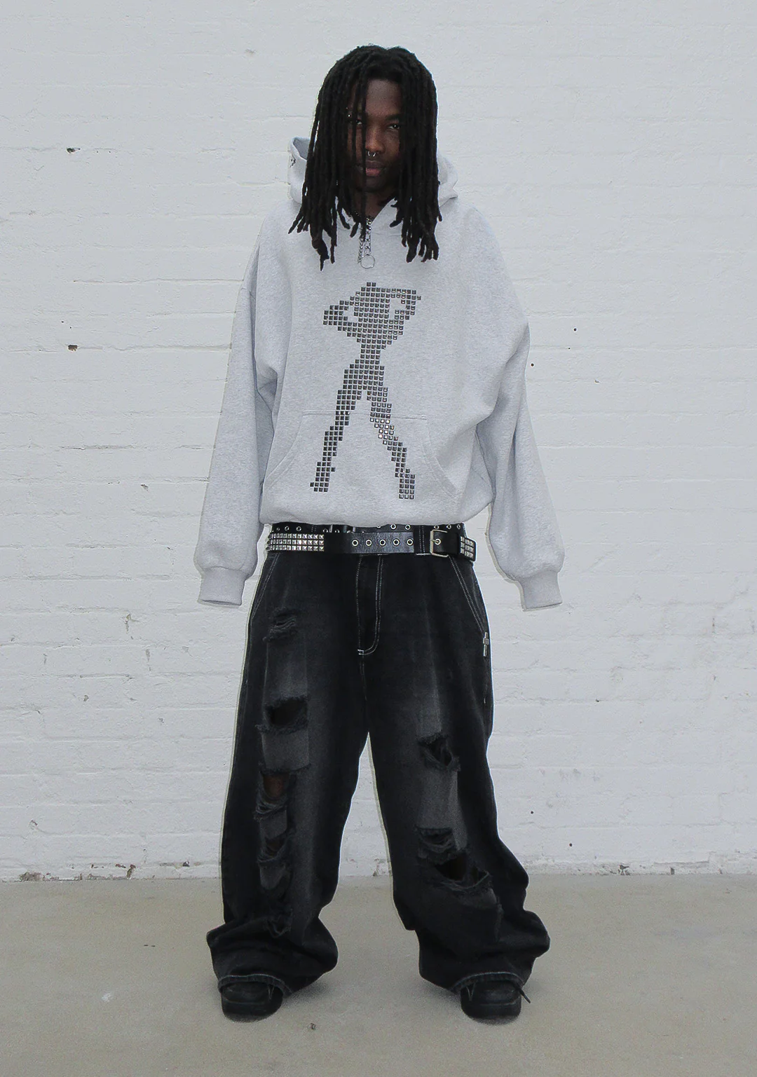 STRANGERS STUDDED SILHOUETTE PULLOVER HOODIE GREY MARL - Image 2